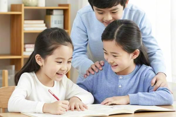How to encourage positive sibling relationships
